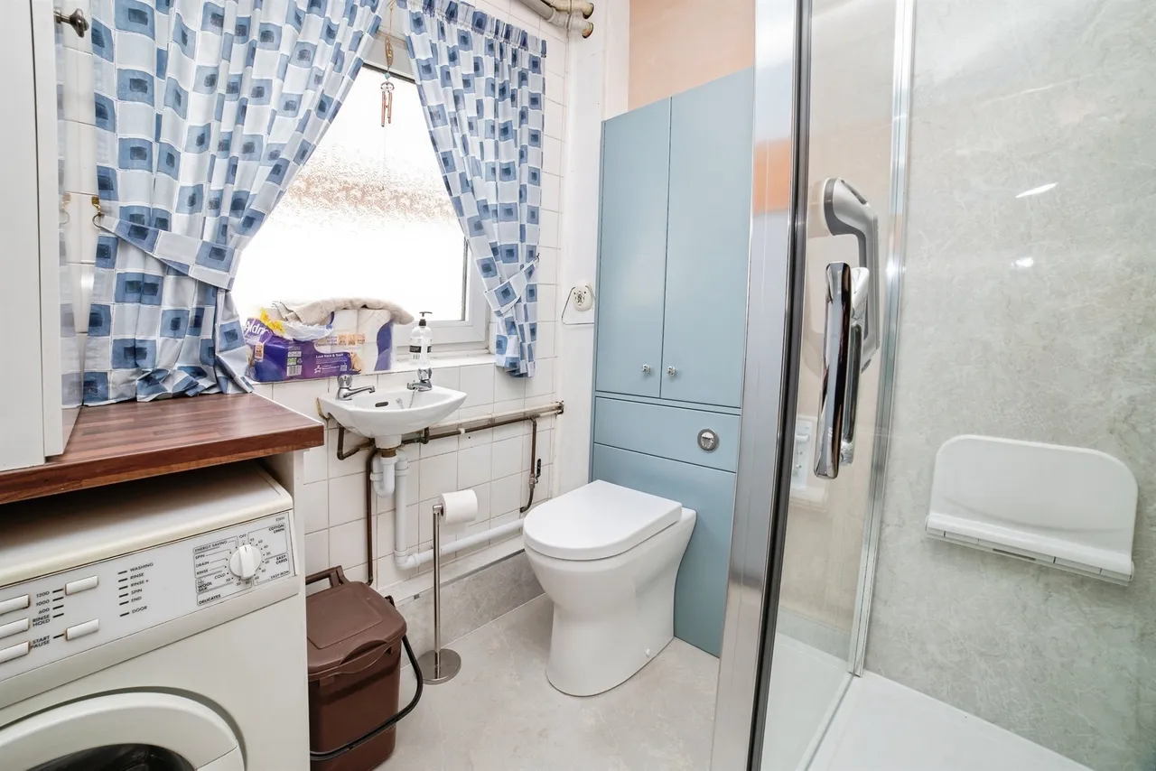 High Street, Stonebroom, DE55, photo 9
