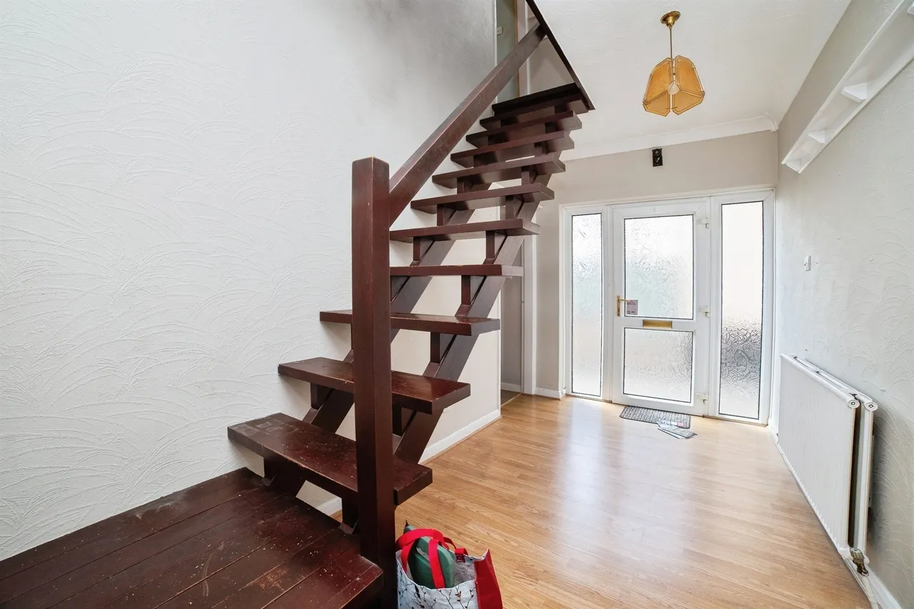 High Street, Stonebroom, DE55, photo 8