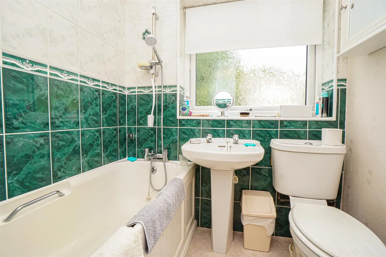 Freshwater Avenue, Hastings, photo 8