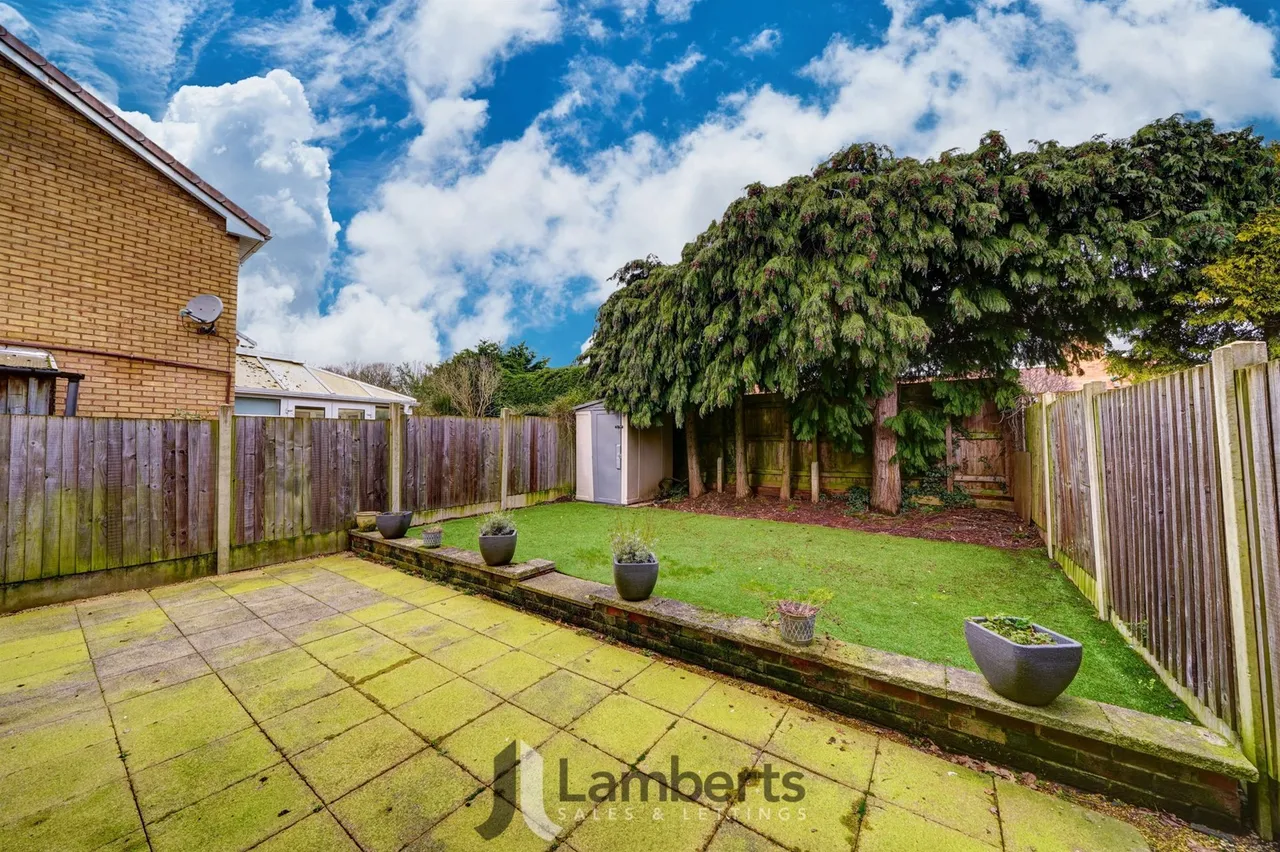 26 Salford Close, Redditch, photo 13