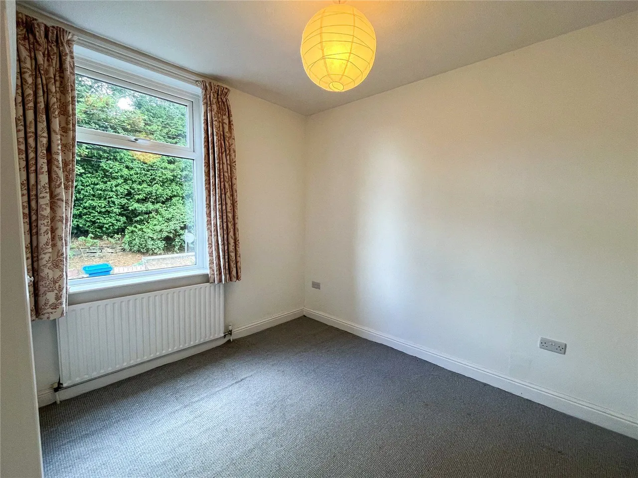 Huddersfield Road, Scouthead, OL4, photo 11