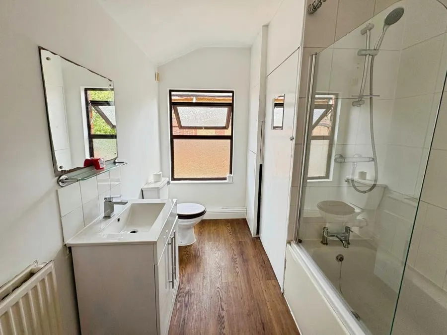 Queens Road, Loughborough, LE11, photo 9