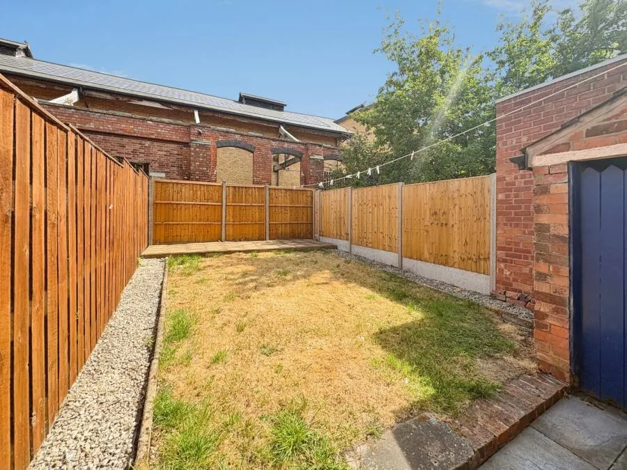 Queens Road, Loughborough, LE11, photo 12