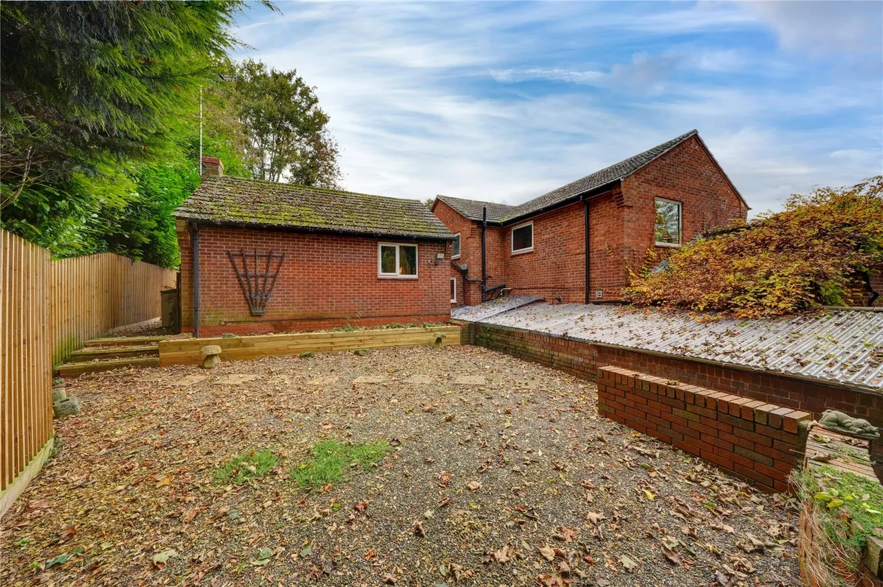 Hanbury Road, Droitwich, Worcestershire, WR9 8PR, photo 25