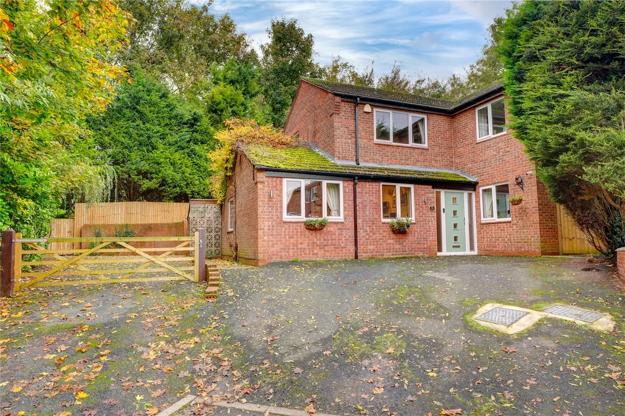 4 bed house for sale — Hanbury Road, Droitwich, Worcestershire, WR9 8PR