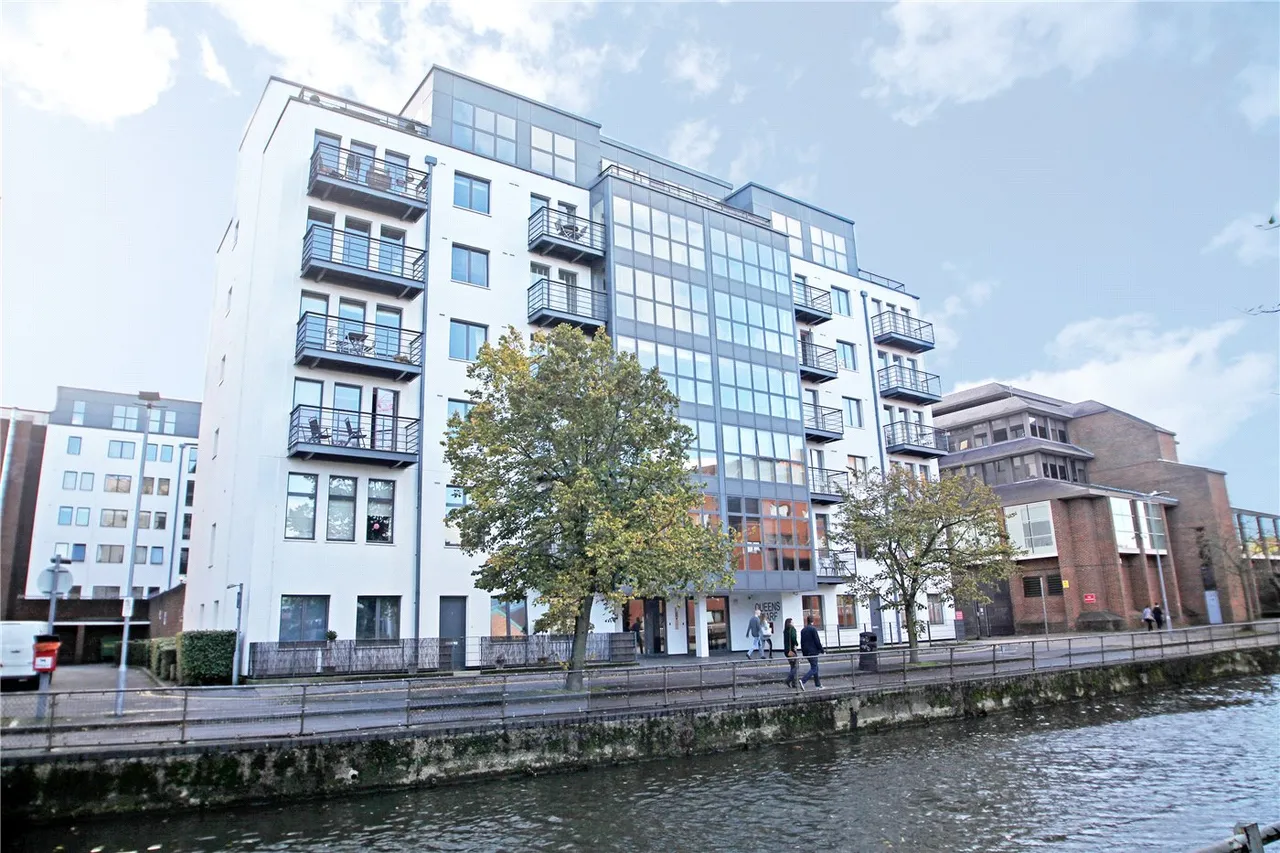 2 bed flat to rent — Queens Wharf, 47 Queens Road, Reading, Berkshire, RG1
