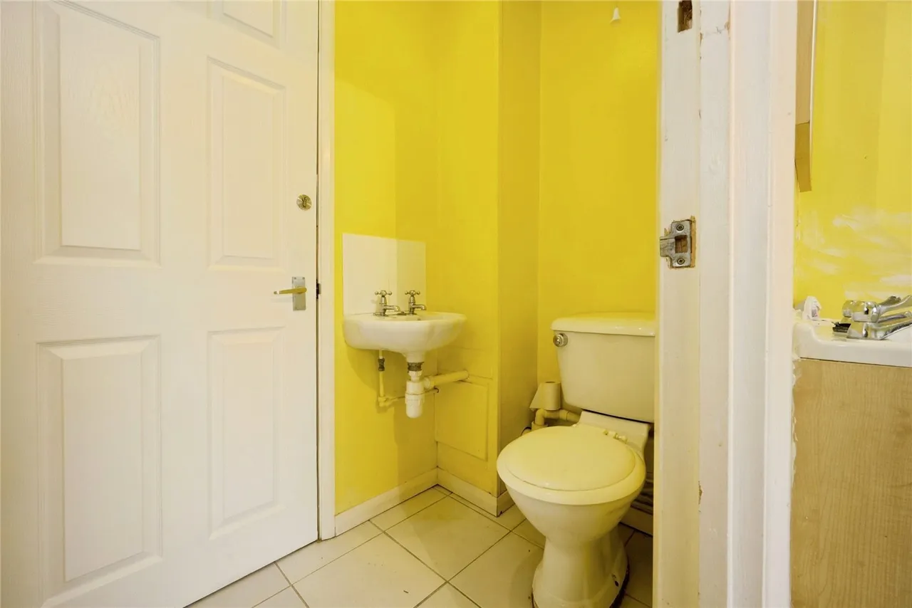 The Crossway, Luton, Bedfordshire, LU1, photo 23