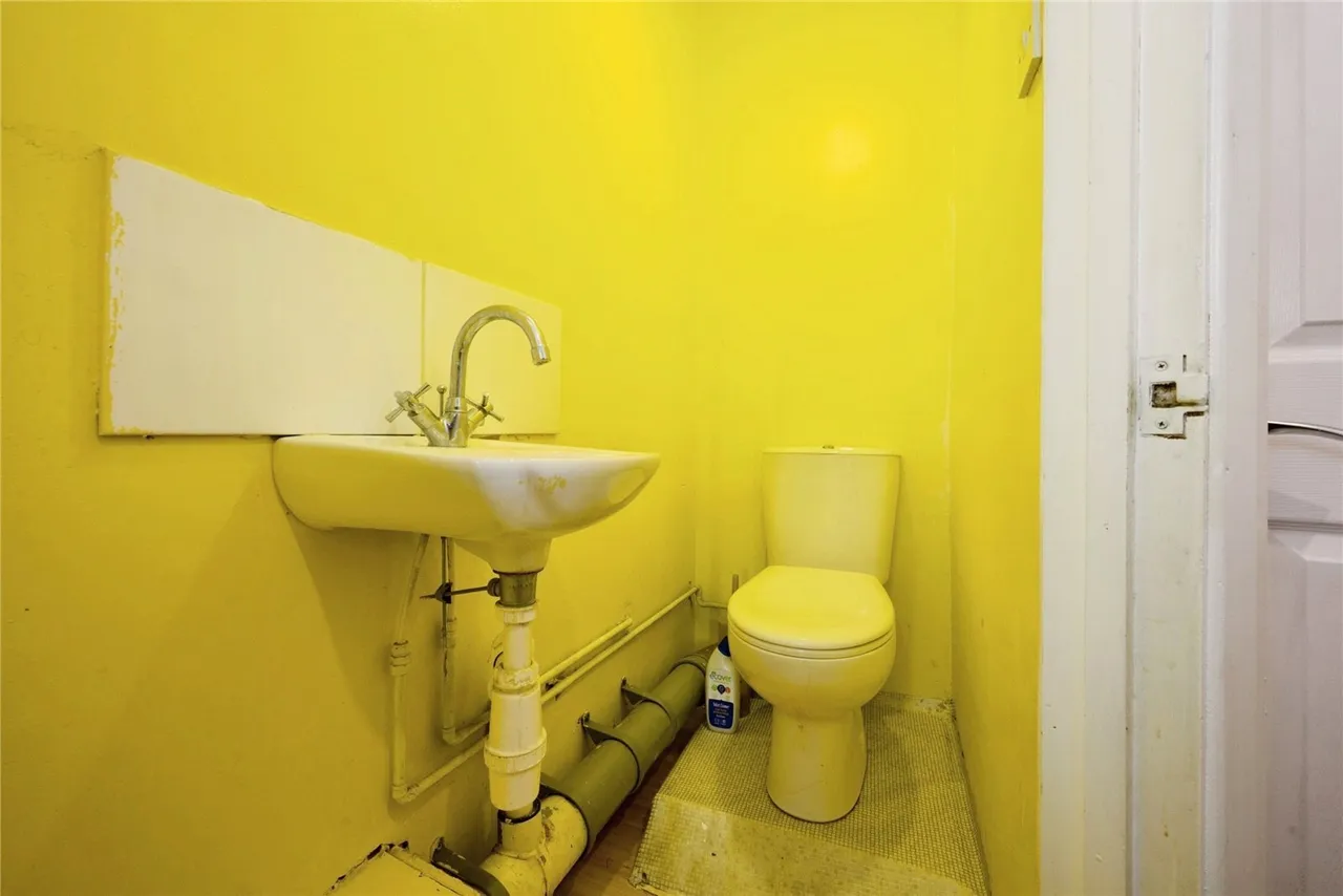The Crossway, Luton, Bedfordshire, LU1, photo 22