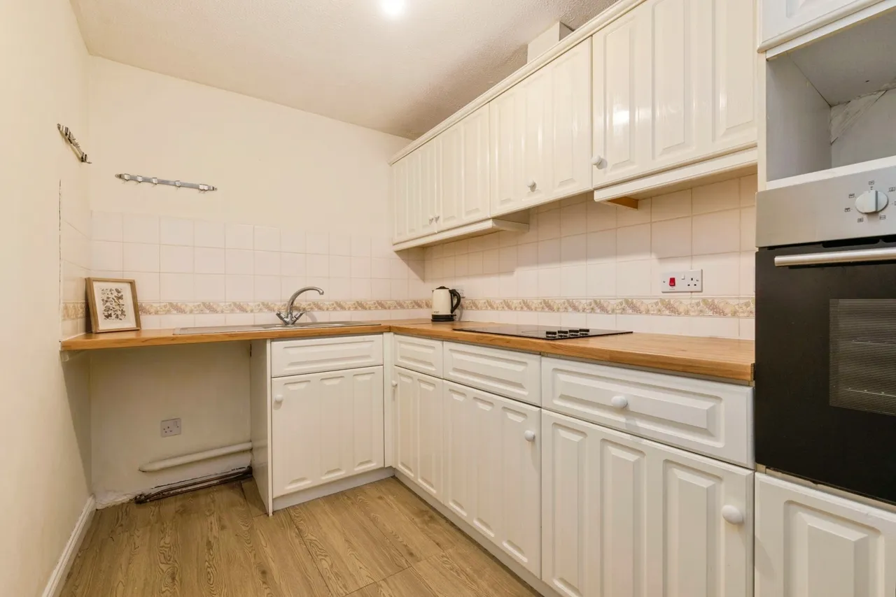 Wycliffe Court, Yarm, TS15, photo 7