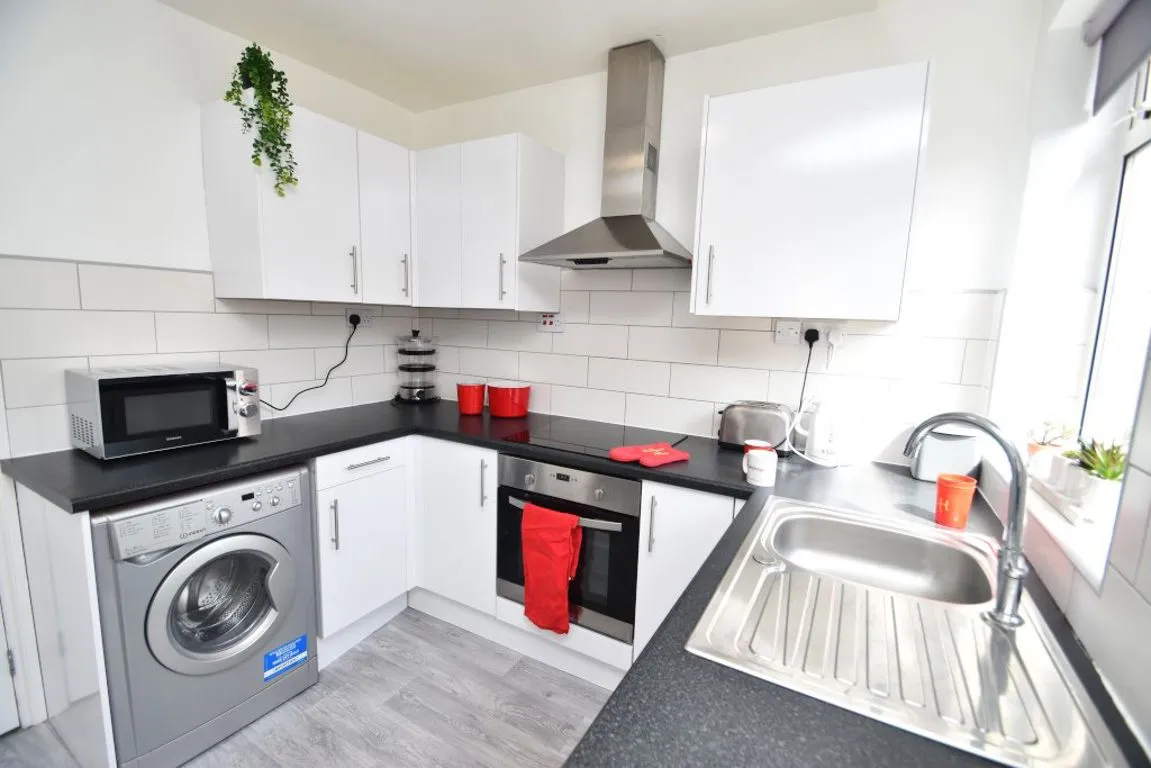 Bradford Crescent, Durham, DH1, photo 3