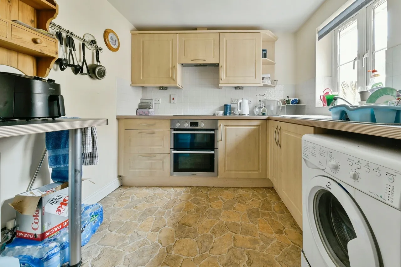 Epsom Close, Stevenage, Hertfordshire, SG1, photo 6