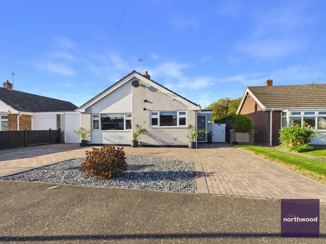 2 bed house for sale, Kipling Drive, Sandilands, LN12