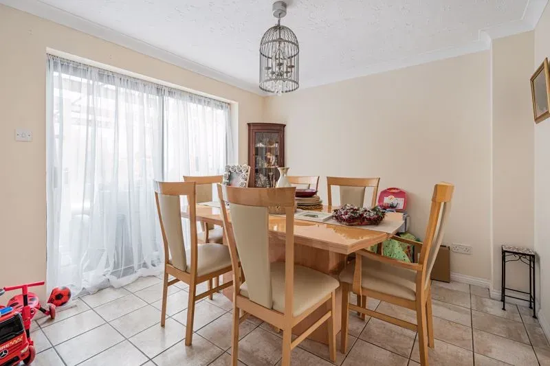 Blakeney Court, Tattenhoe, Milton Keynes, Buckinghamshire, MK4 3AD, photo 5