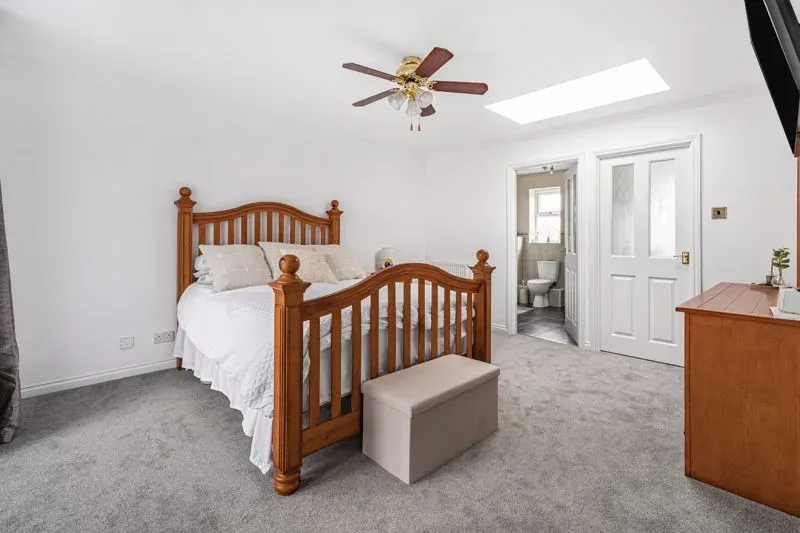 Blakeney Court, Tattenhoe, Milton Keynes, Buckinghamshire, MK4 3AD, photo 17