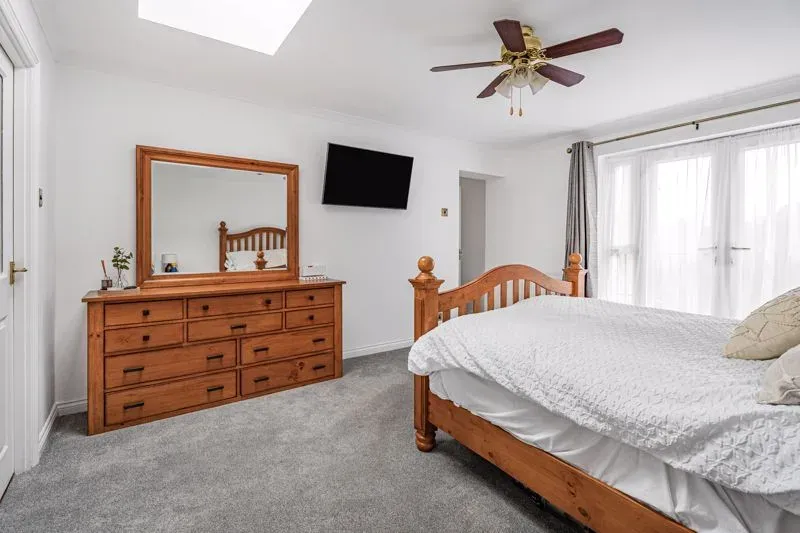 Blakeney Court, Tattenhoe, Milton Keynes, Buckinghamshire, MK4 3AD, photo 8