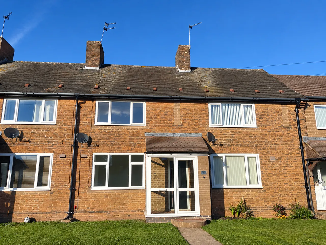 2 bed house to rent, Trenchard Close, Newton, NG13