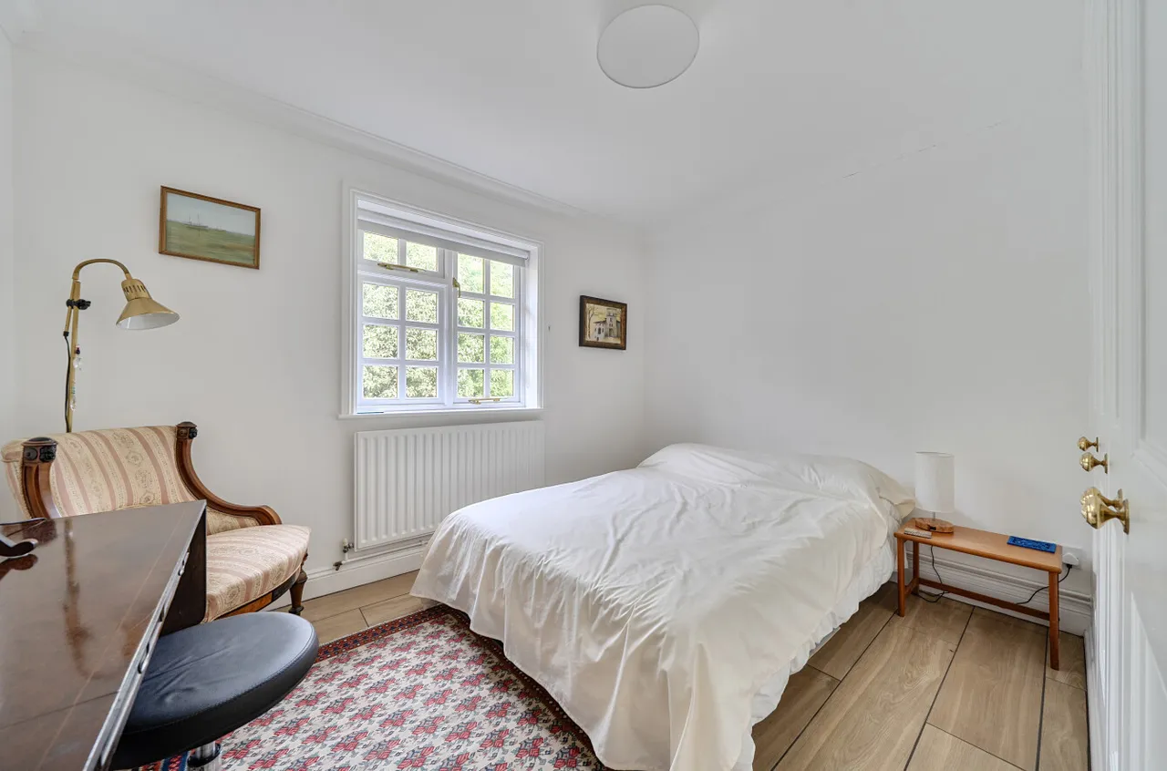 Graemar Lane, Sherfield English, SO51, photo 18