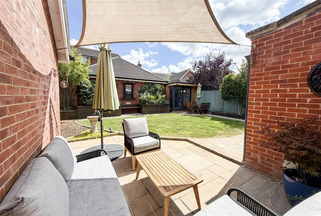Gurung Way, Church Crookham, photo 24