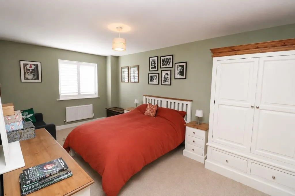 Gurung Way, Church Crookham, photo 12
