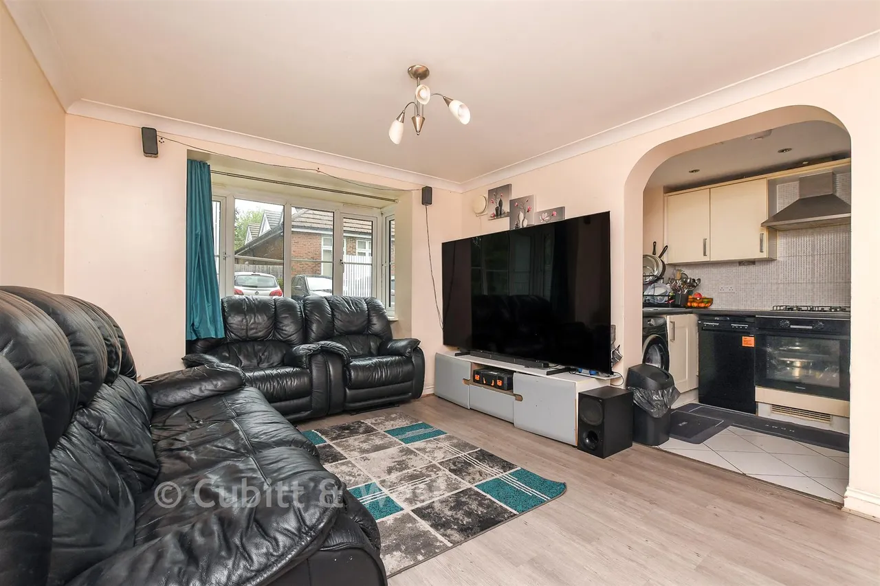 Tylehurst Drive, Redhill, RH1, photo 3