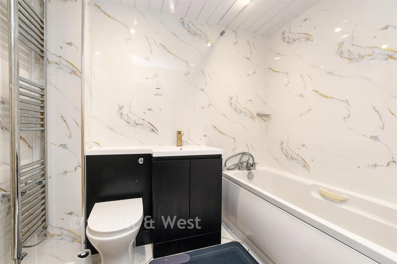 Tylehurst Drive, Redhill, RH1, photo 6