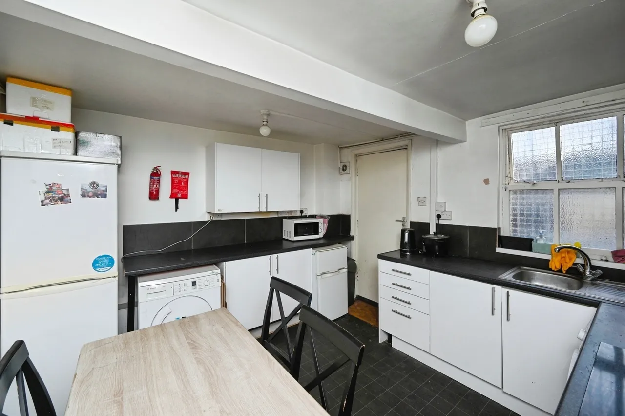 Park Road, Nottingham, NG7, photo 13