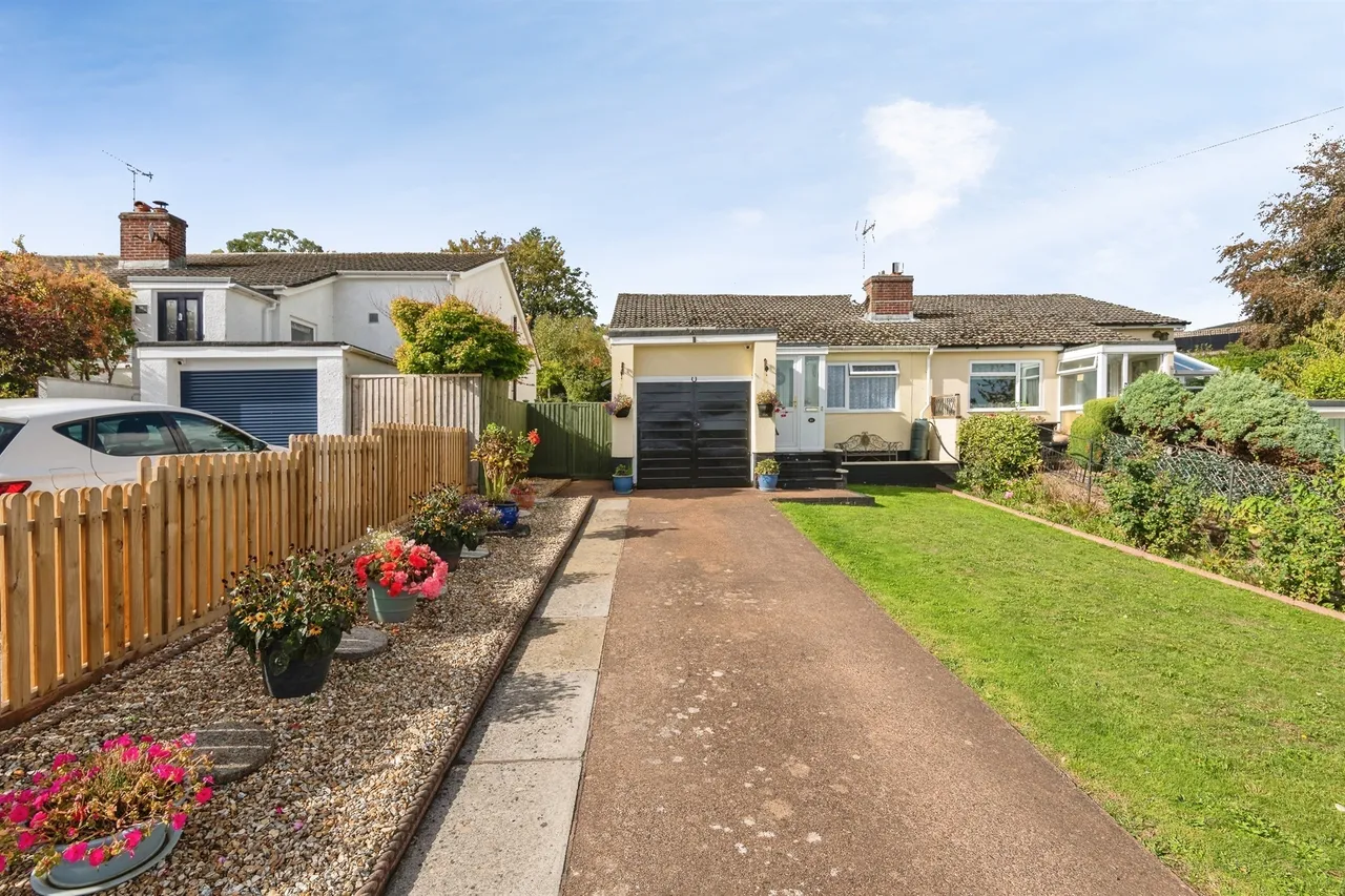 2 bed house for sale, Higher Park, Minehead, TA24