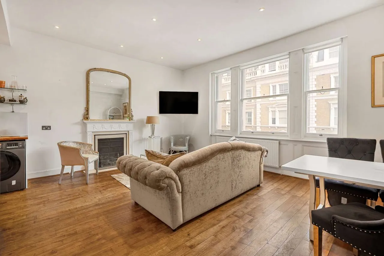 1 bed flat for sale, Clanricarde Gardens, Notting Hill, W2