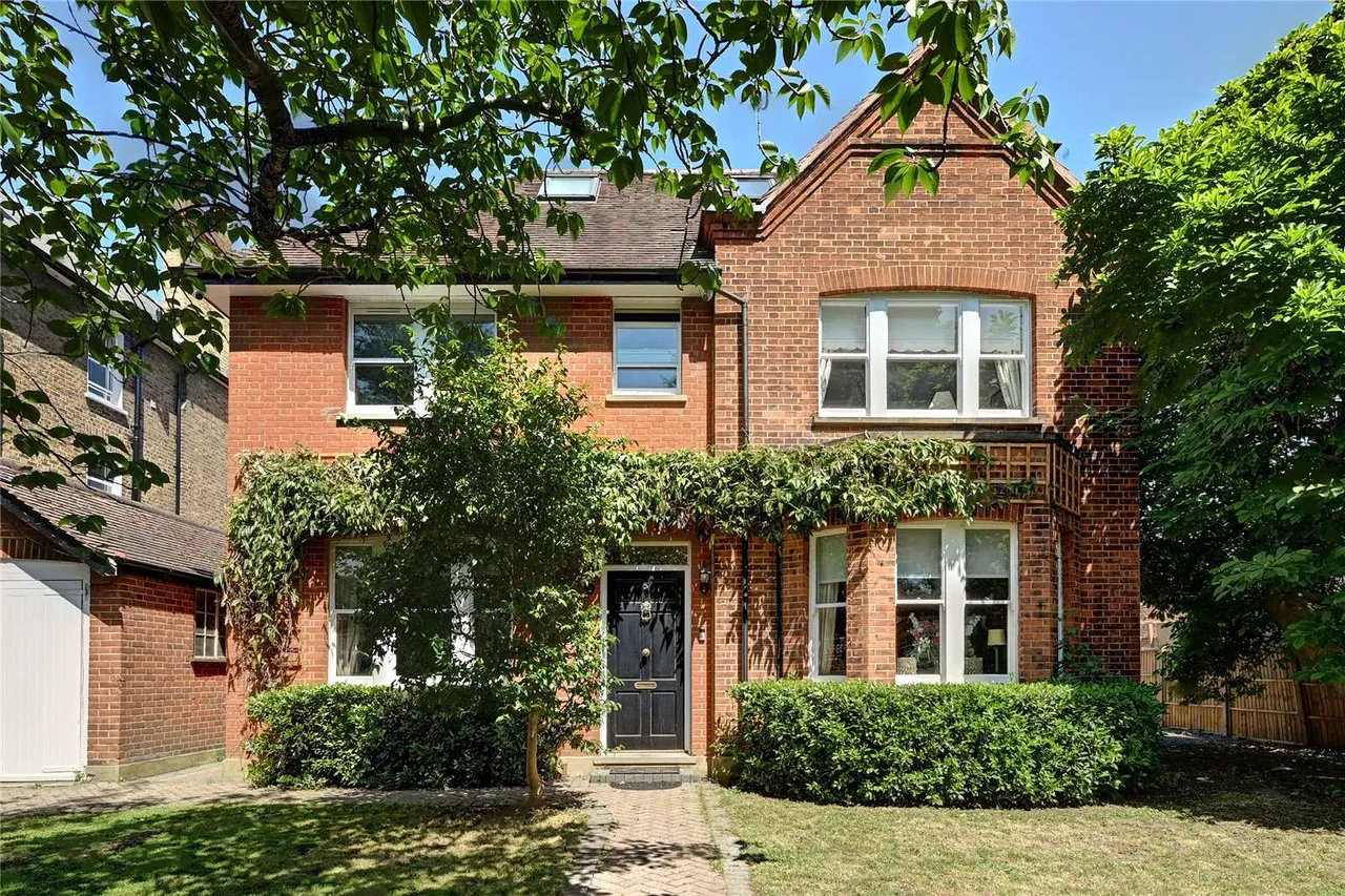 6 bed house for sale — Grove Park Gardens, London, W4 3RY