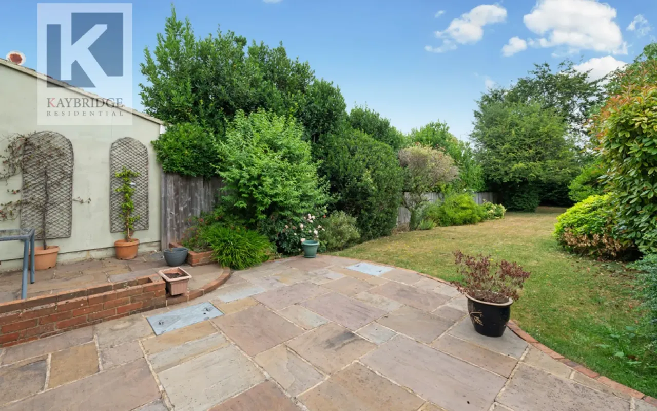 Ewell By Pass, Epsom, KT17, photo 6
