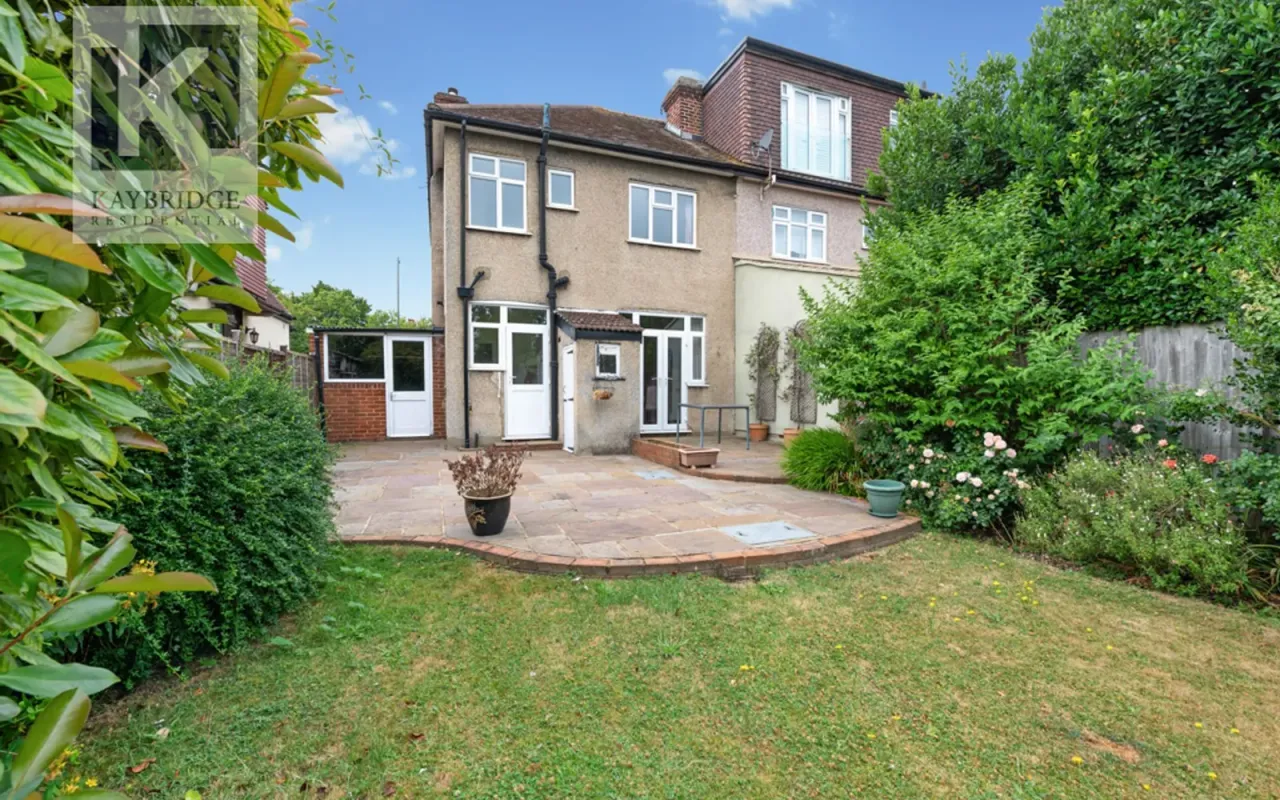 Ewell By Pass, Epsom, KT17, photo 5