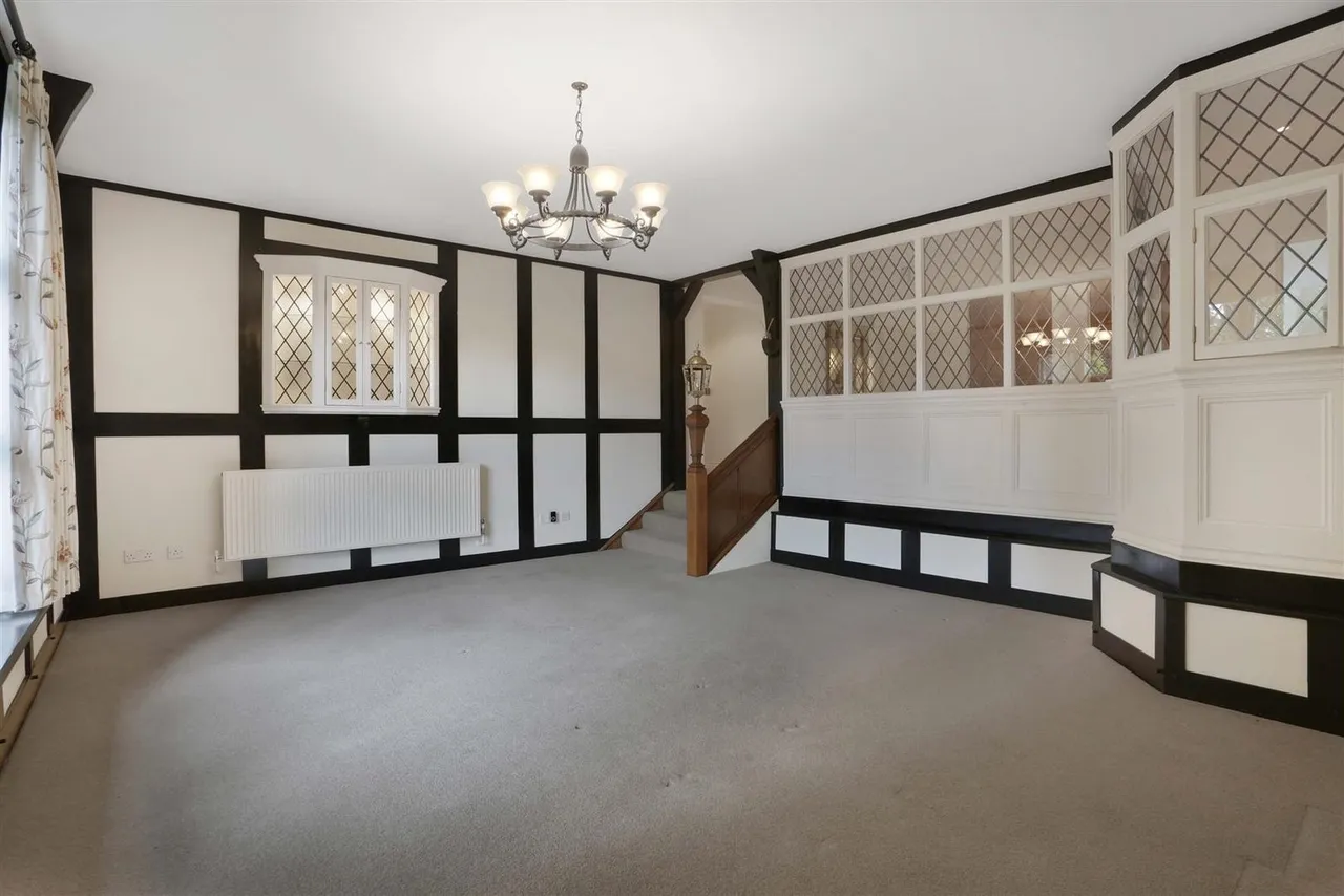 Holly Hill Drive, Banstead, SM7 2HE, photo 12