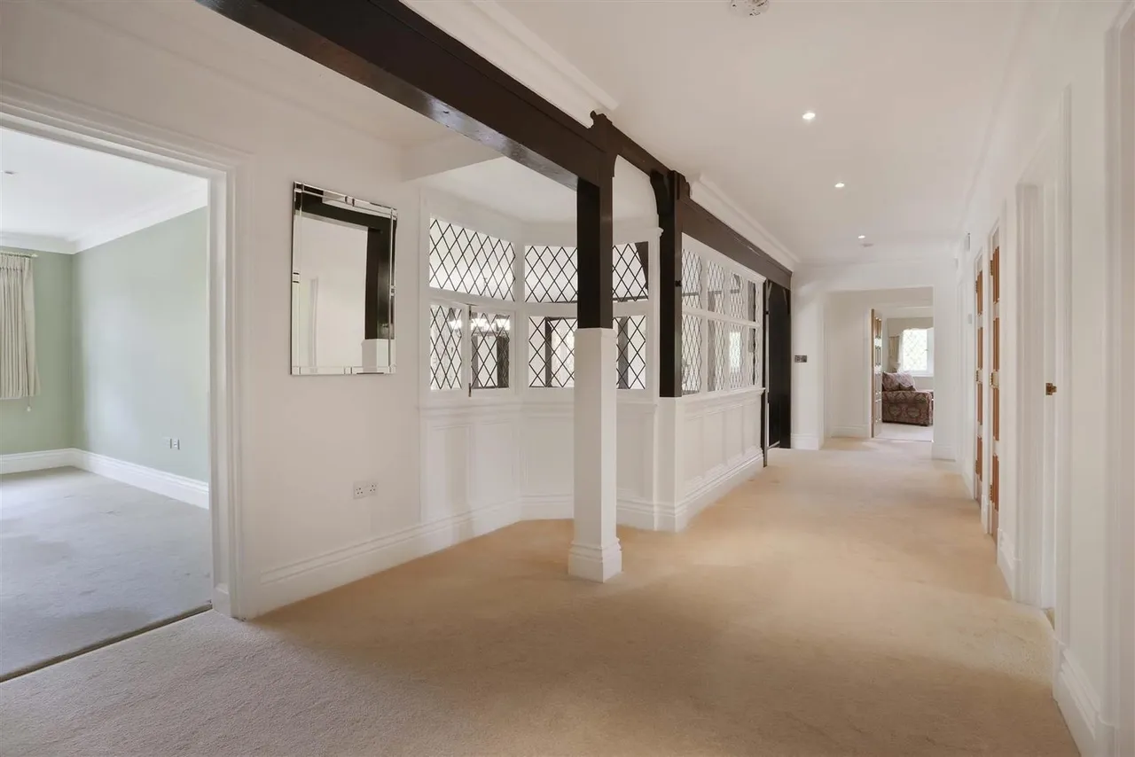 Holly Hill Drive, Banstead, SM7 2HE, photo 8