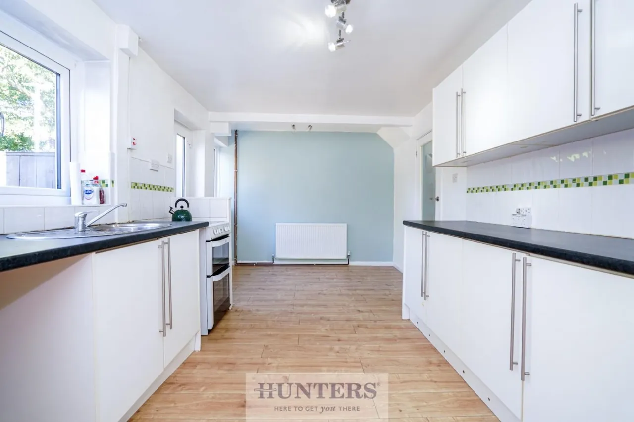 Ackton Hall Crescent, Ackton, Pontefract, photo 3