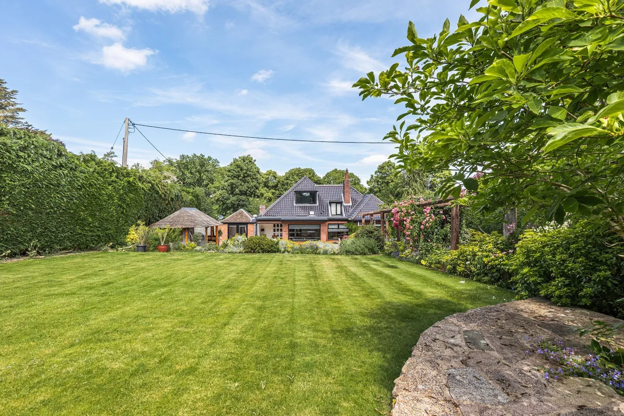 Meticulously Renovated Detached Home, photo 3