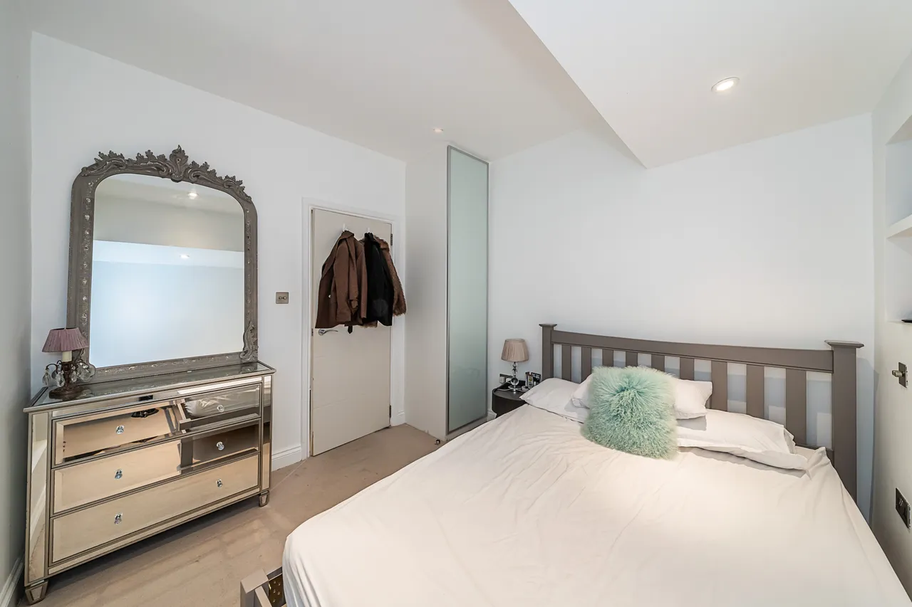 Spencer Road, London, SW18, photo 8