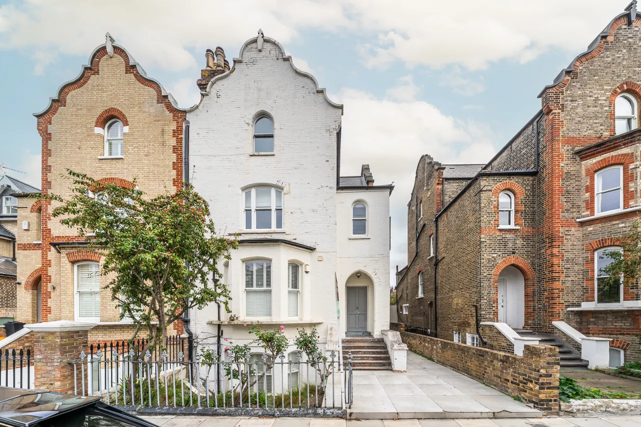 Spencer Road, London, SW18, photo 2