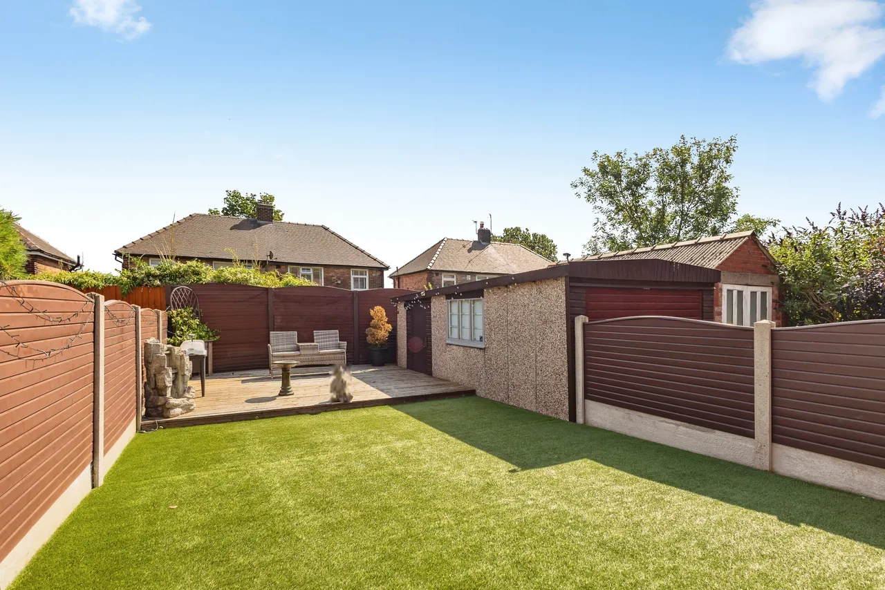 Chesney Avenue, Oldham, OL9, photo 22