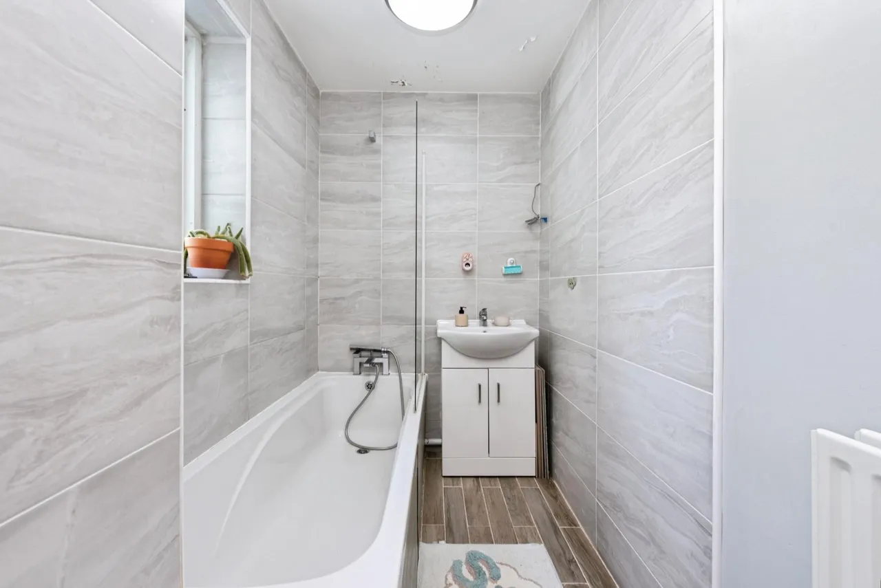 Lower Teddington Road, Kingston Upon Thames, KT1, photo 13