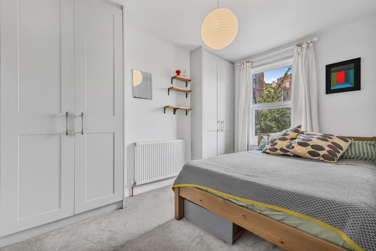 Wimbledon Road, London, SW17, photo 10