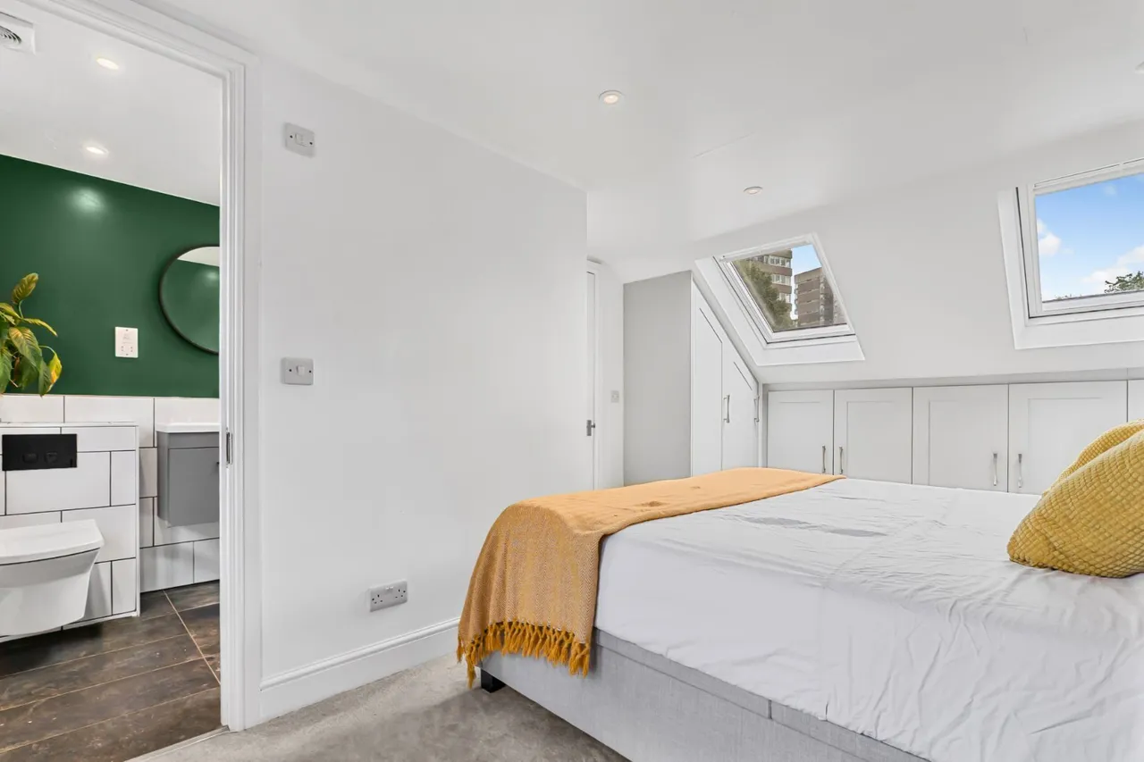 Wimbledon Road, London, SW17, photo 7