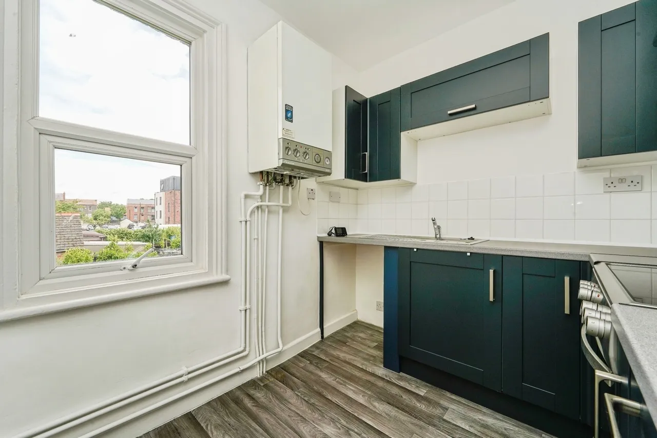 Cromwell Street, Gloucester, Gloucestershire, GL1, photo 4