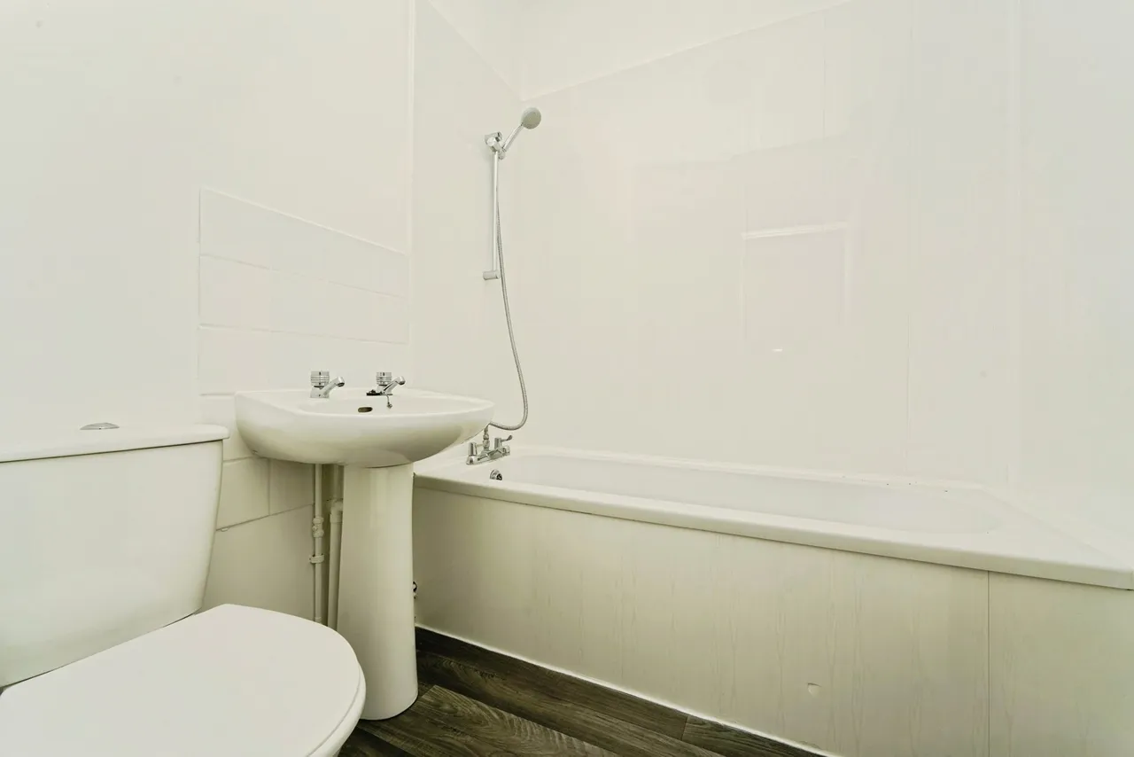 Cromwell Street, Gloucester, Gloucestershire, GL1, photo 10