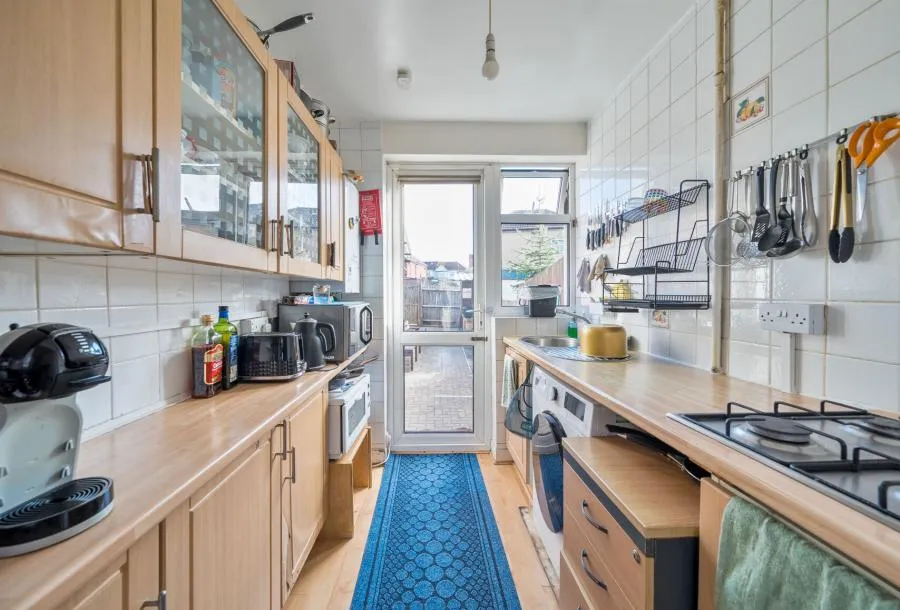 Turner Road, Edgware, HA8, photo 5