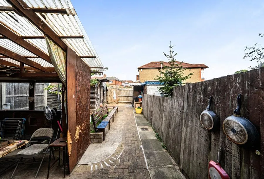 Turner Road, Edgware, HA8, photo 12