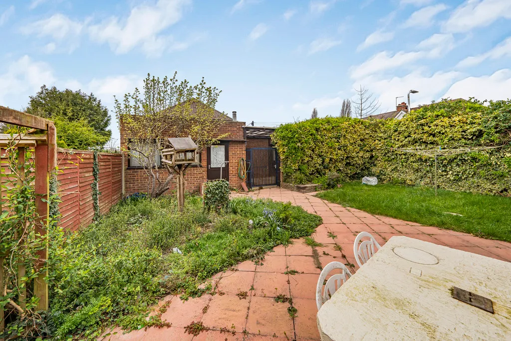 Whitby Road, Ruislip, photo 21