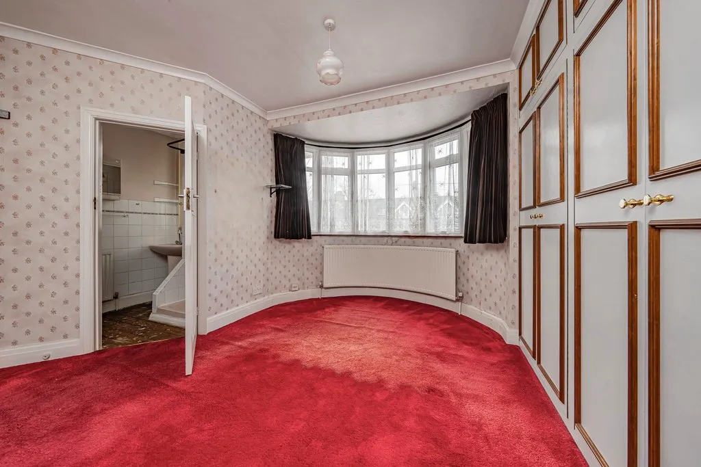 Whitby Road, Ruislip, photo 6
