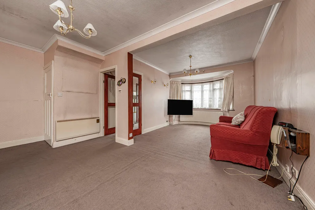 Whitby Road, Ruislip, photo 16