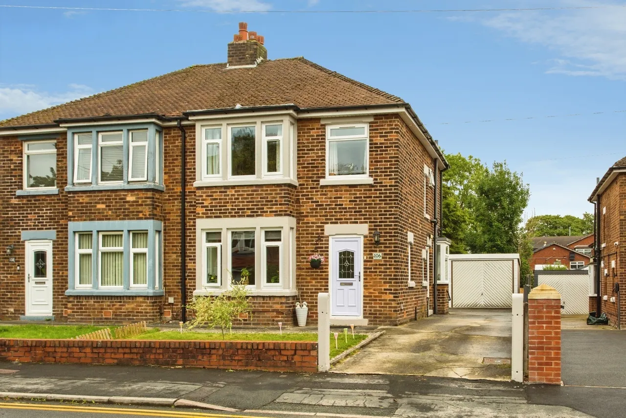 3 bed house for sale — Rookwood Avenue, Chorley, Lancashire, PR7