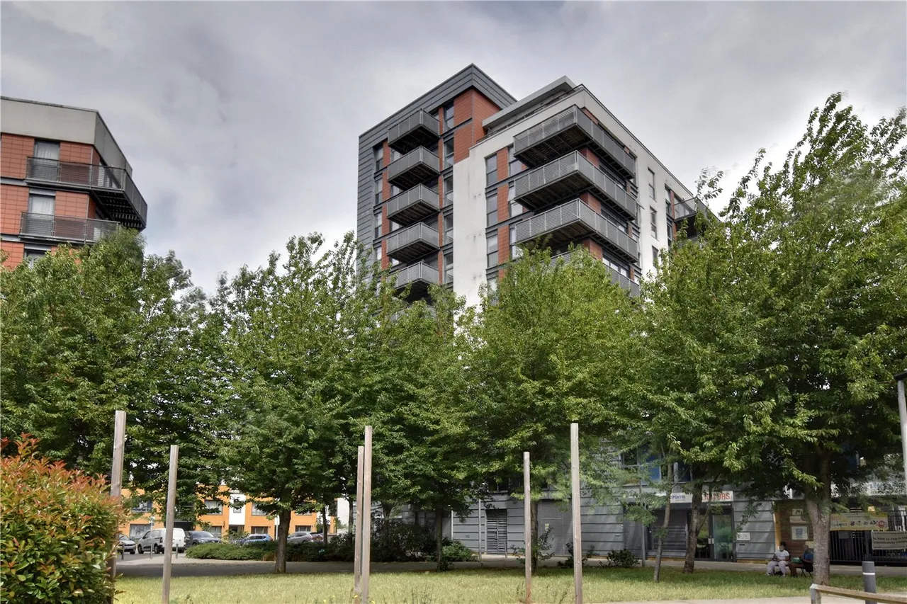 Tarves Way, Greenwich, London, SE10, photo 2